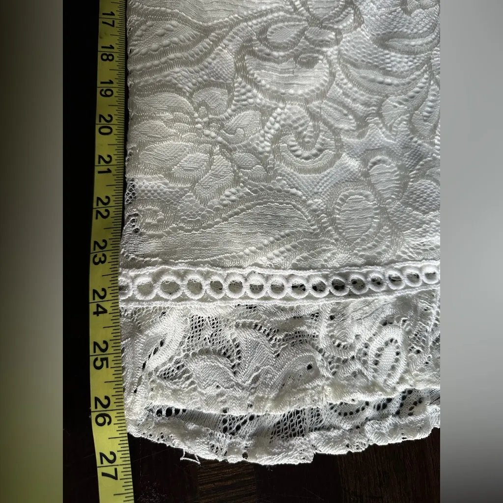 Elegant Lace Long Sleeve Dress in Cream (907) White - Image 8