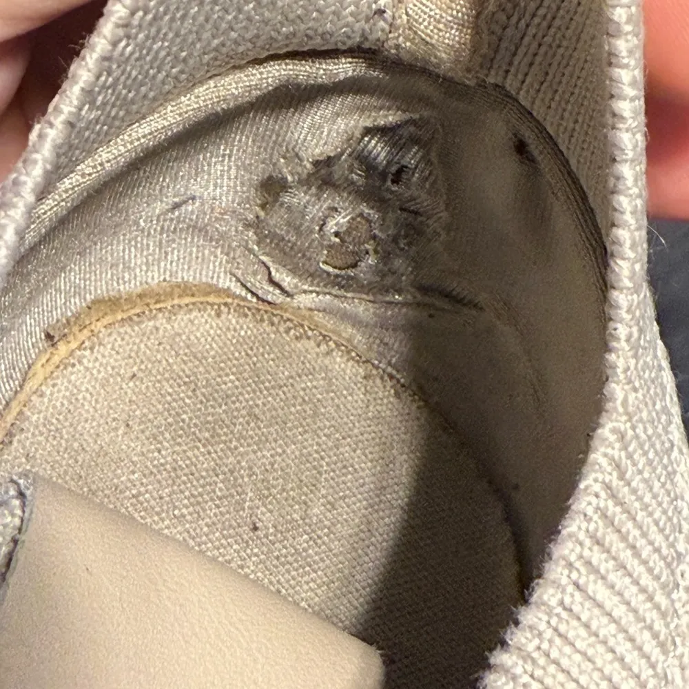 Women’s size 7M Beige Knit Sneakers - Image 9