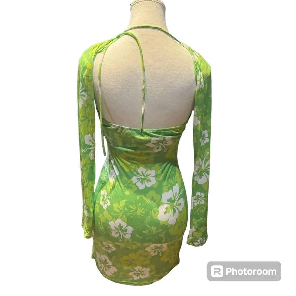 Hibiscus flower dress Green - Image 3