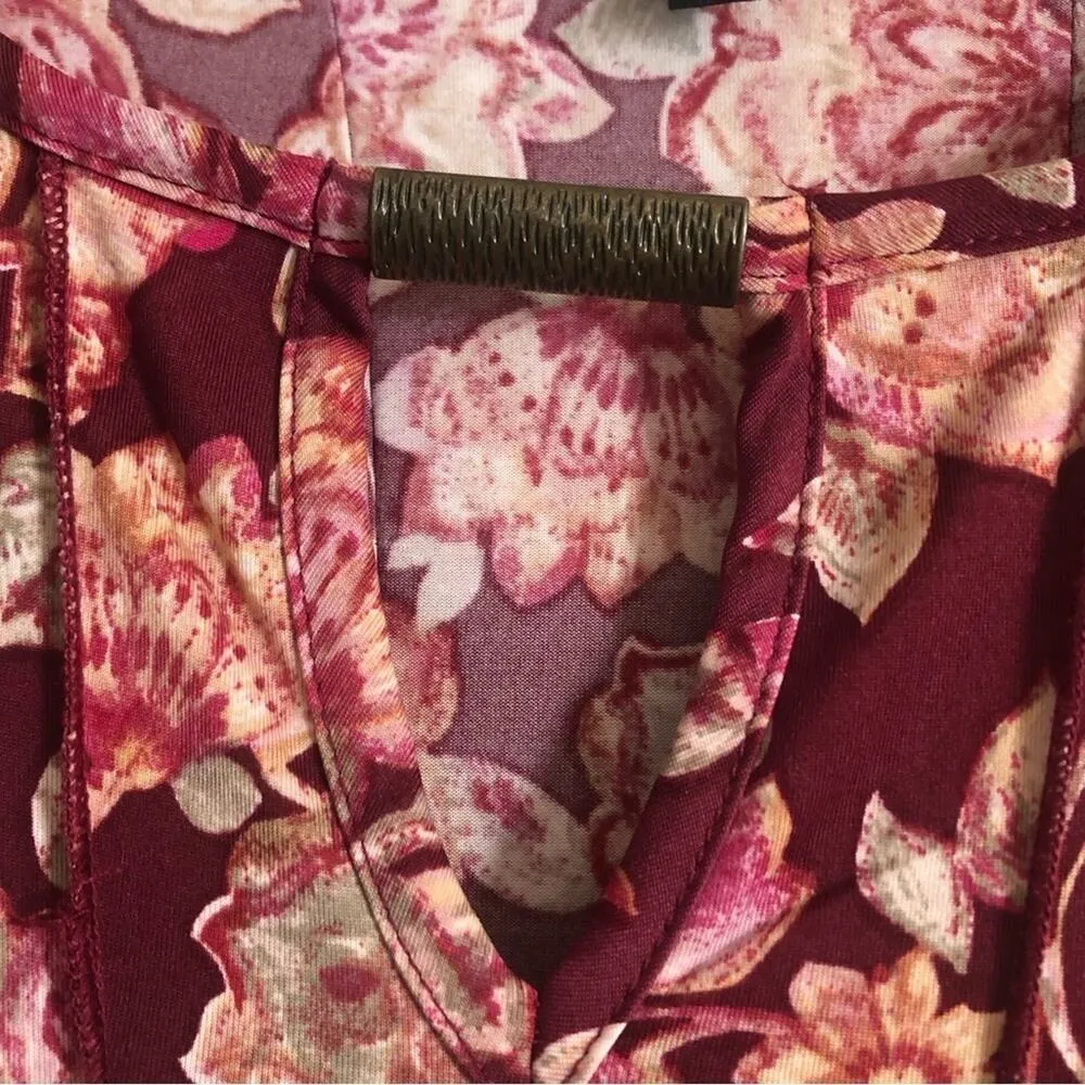 Sami and Jo Boho Floral Bell Sleeve Flowy Overlock Seam Midi WIne Red Dress - Image 3