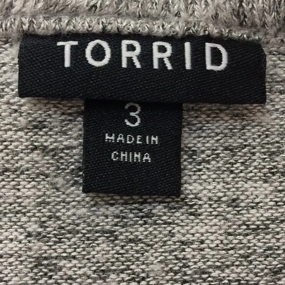 Torrid  Super Soft Plush V-Neck Lace-Up Shoulder Detail Top - Image 3