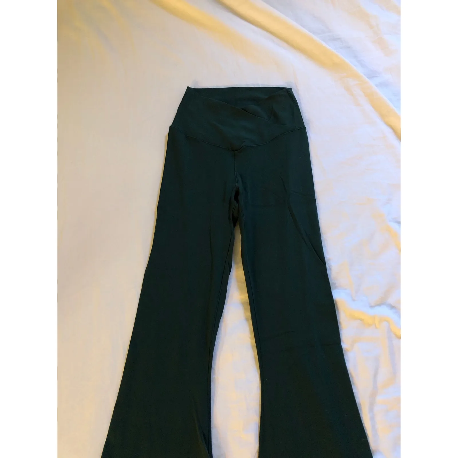 Aerie Offline crossover waist dark green flare leggings Size Small - Image 4