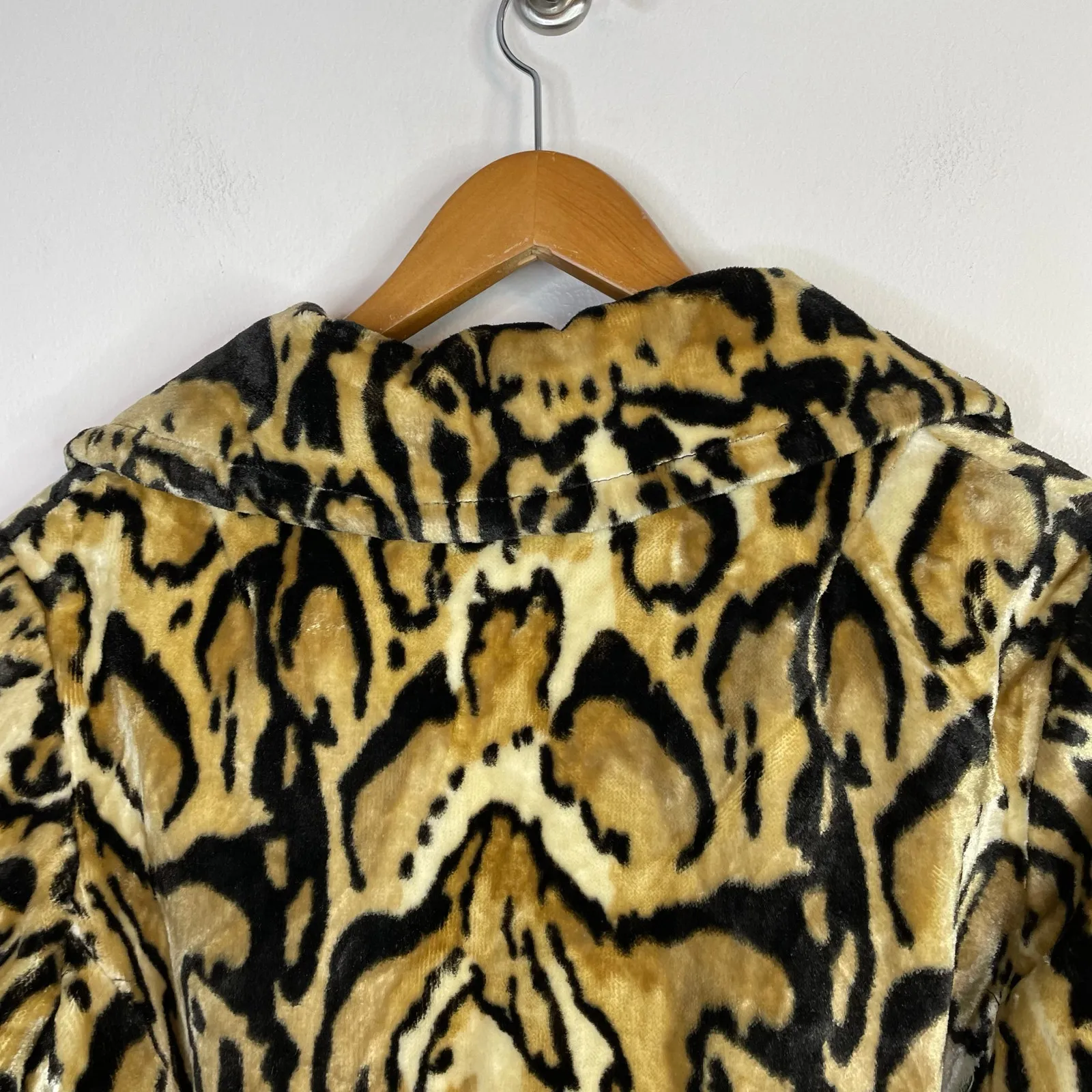 Vintage 60s 70s Glenbrooke Mod Velvet Faux Fur Leopard Ocelot Belted Jacket Coat Multiple Size M - Image 11