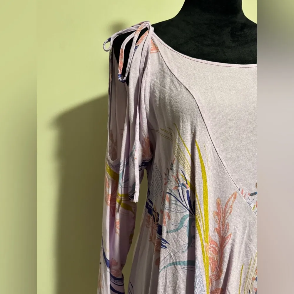 Preloved Free People Purple and Pink Clear Skies Cold Shoulder Tunic size XS - Image 2