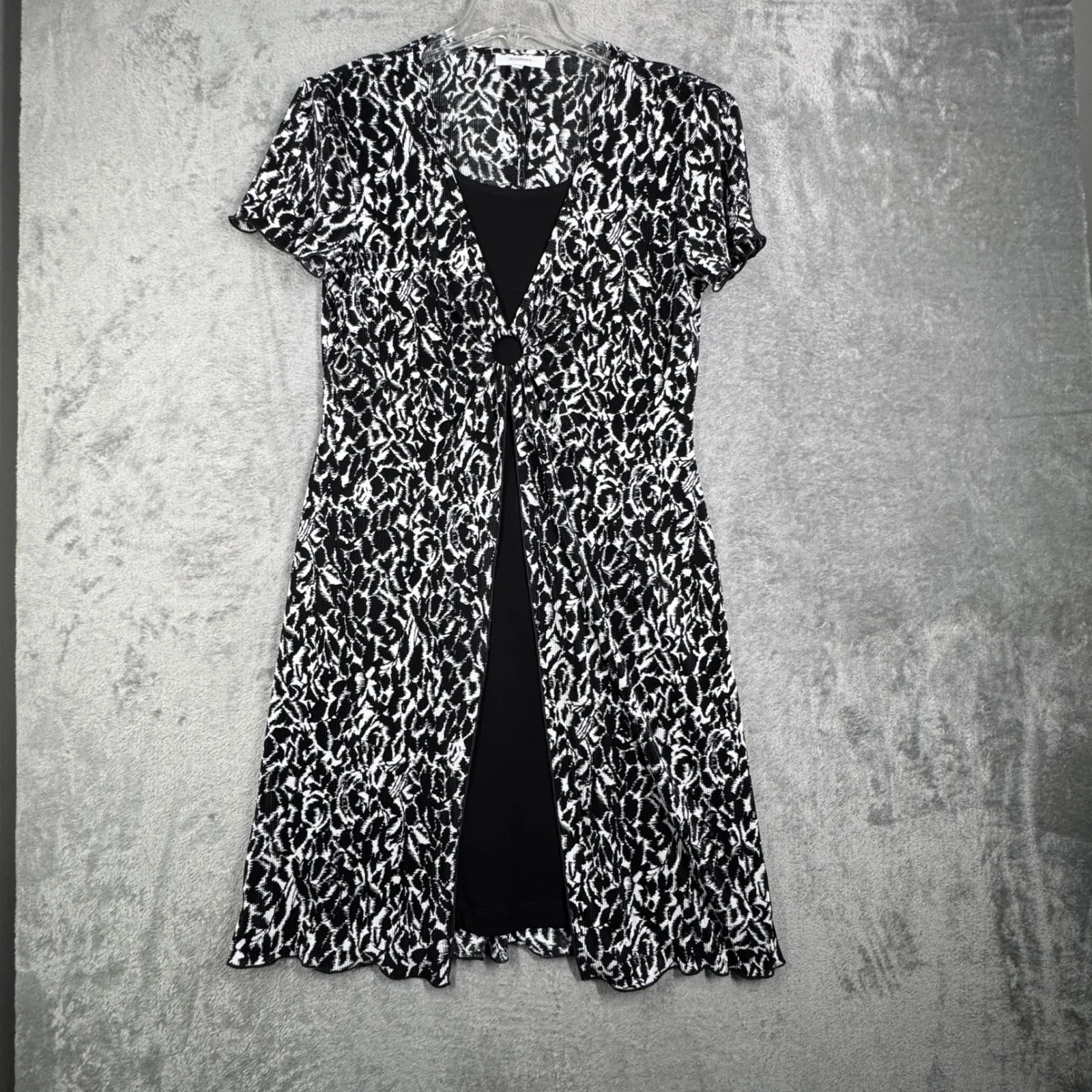 Dressbarn Dress Women's 12 Black White Print Ring Front Pleated Y2k Office Siren - Image 2