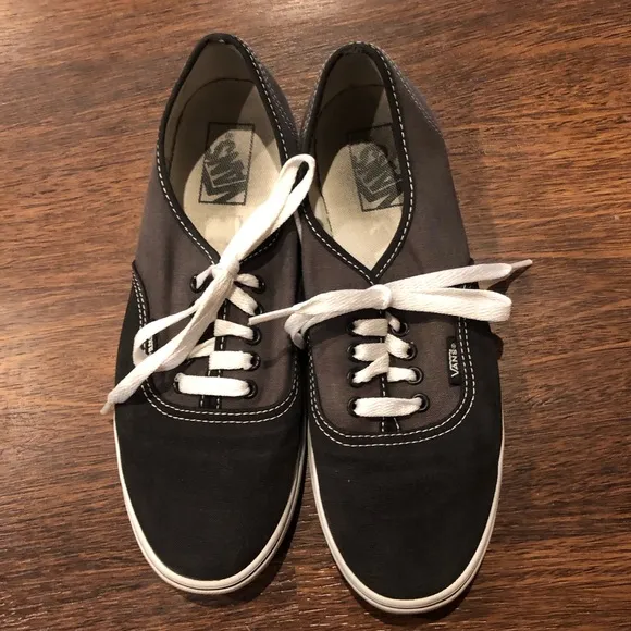 Unisex Vans sneakers - two tones black and grey - men’s 7 women’s 8.5 - Image 2