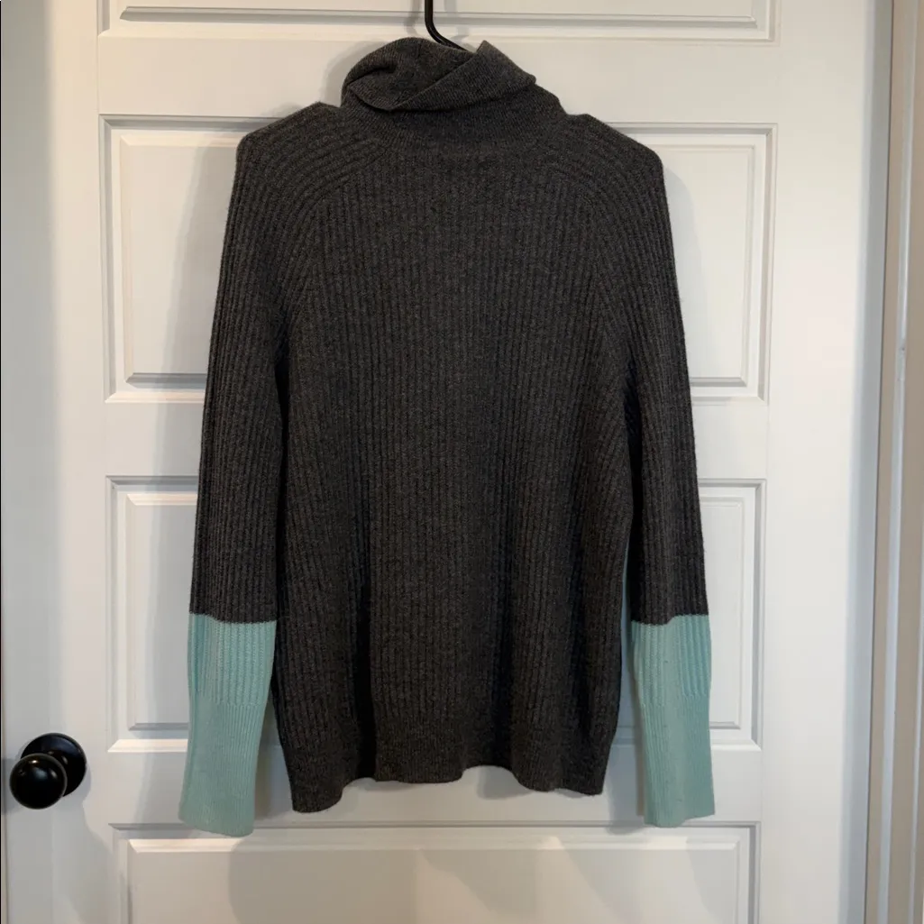 Women's Aqua Cashmere sweater medium - Image 6