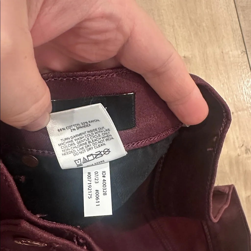 NWT Express High Waisted Burgundy Coated Skinny Jeans Wine Sz 2 Regular - Image 11
