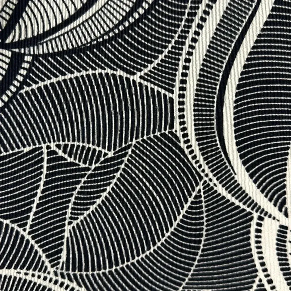 Chico’s Travelers Classic Hardware-Neck Graphic Butterfly Tunic - Image 6