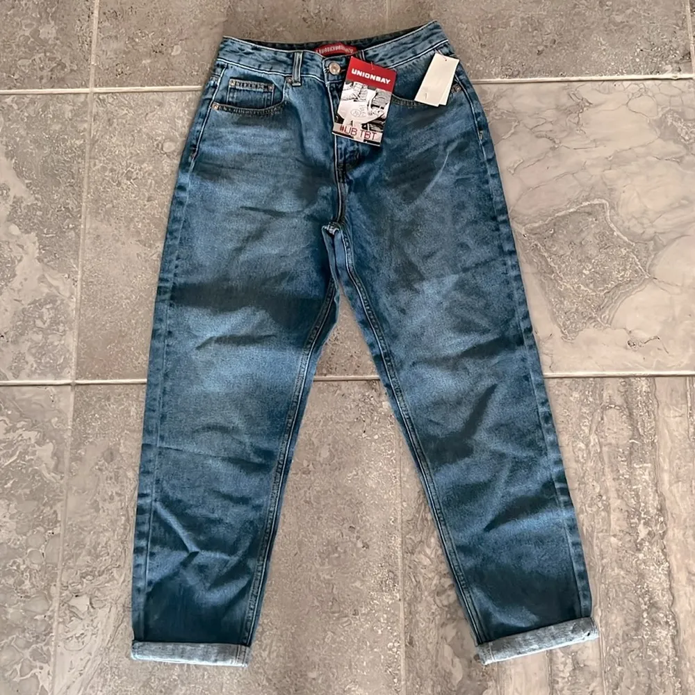 Union Bay Madonna Rigid Mom Jeans in Archive Blue, Juniors Size 5 New w/Tag - Image 2