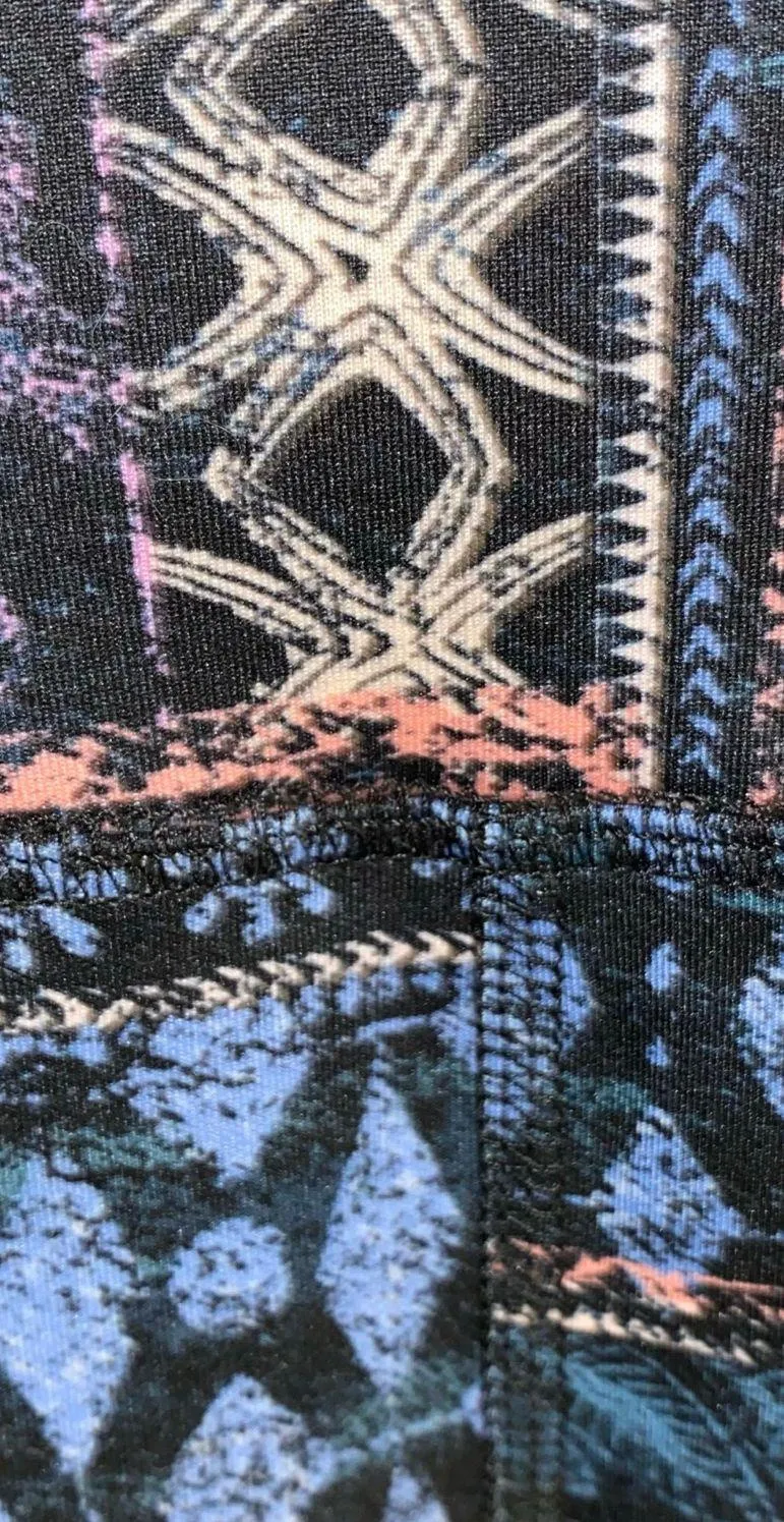 NWT $98  x Daily Practice Black Motif High Rise Leggings XS - Image 4