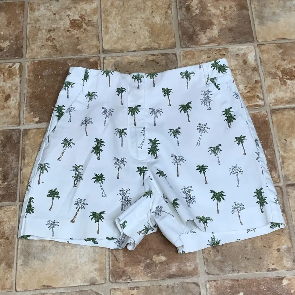 Zara High Rise White Bermuda With Green Palm Tress Pockets Shorts XS - Image 4