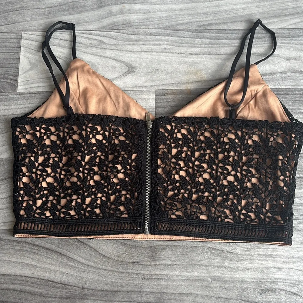 Kendall & Kylie Black Lace Top - Image 3