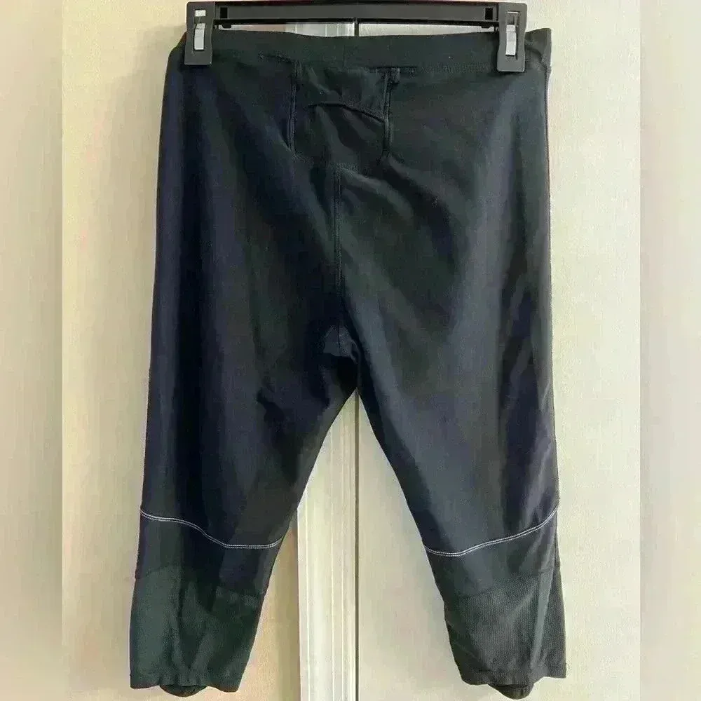 Nike dri fit‎ leggings cropped stretchy mesh detail elastic waist. Medium - Image 3