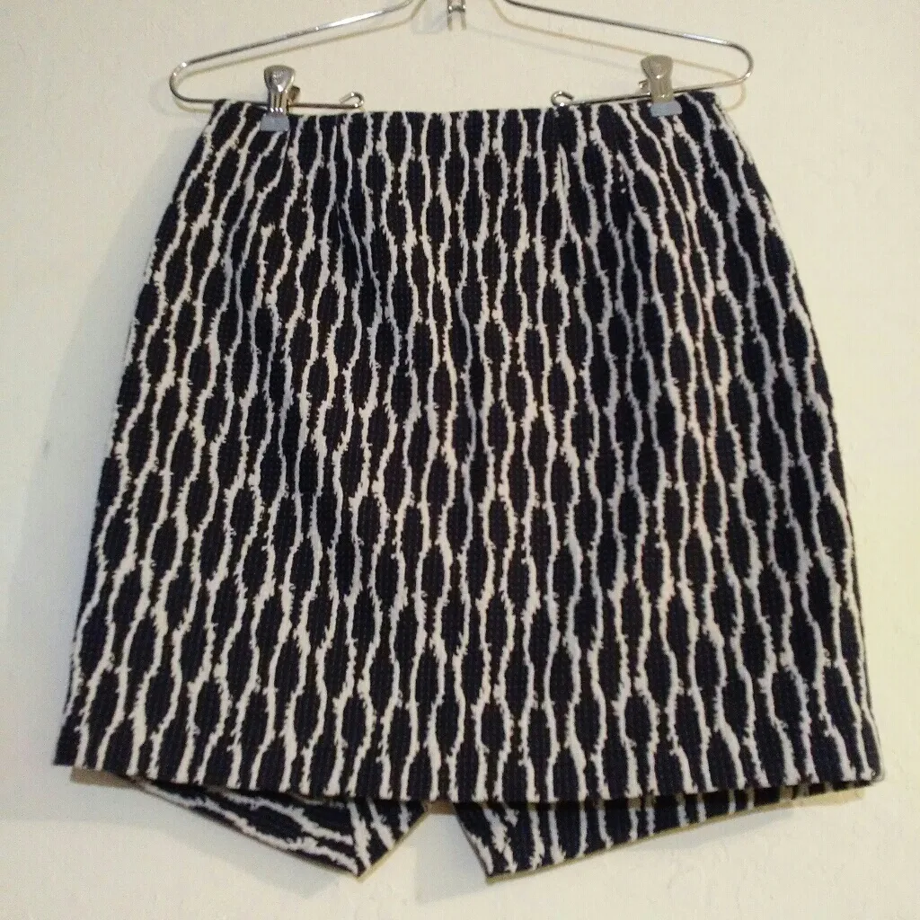 Loft Ann Taylor woven wrap style mini skirt - Image 2