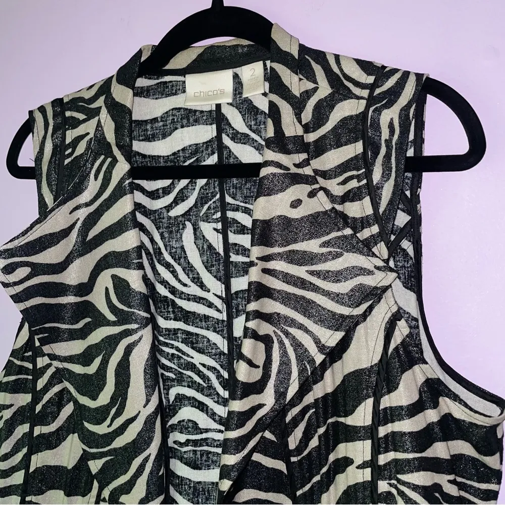 Chico's  Size L Linen Zebra Print Sleeveless Vest Collar - Image 2