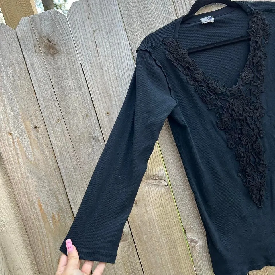 Black long sleeve Whimsygoth Y2k top by meworld‎ size large - Image 5