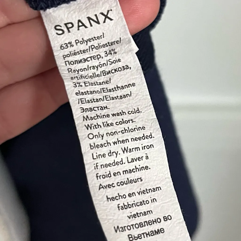 Spanx  • Navy Perfect Length Top 3/4 Sleeve - Image 3