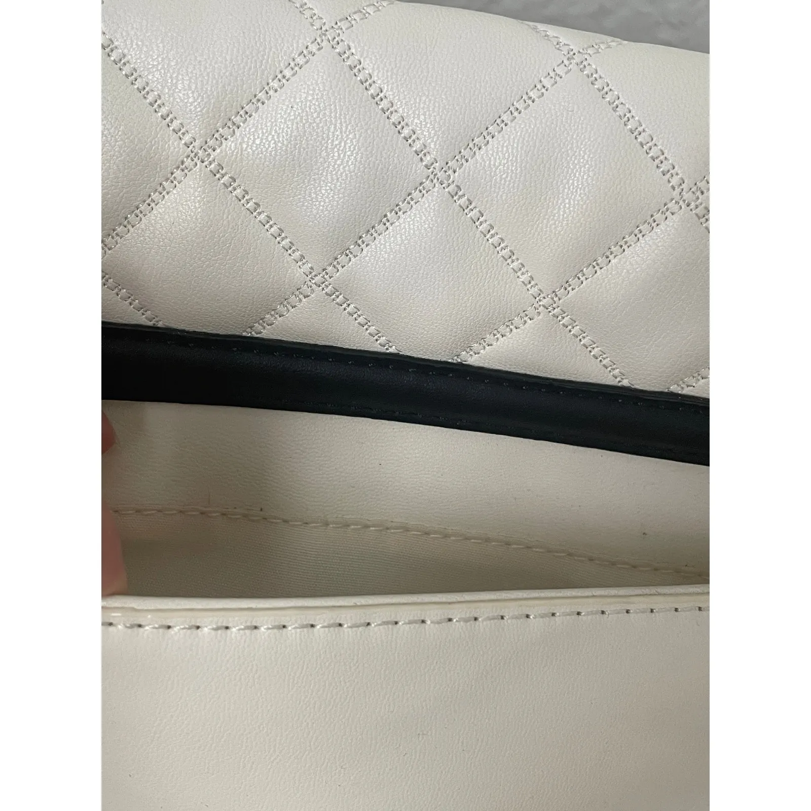 Liz Claiborne Cream Quilted Flap Satchel Bag Black Trim - Image 6