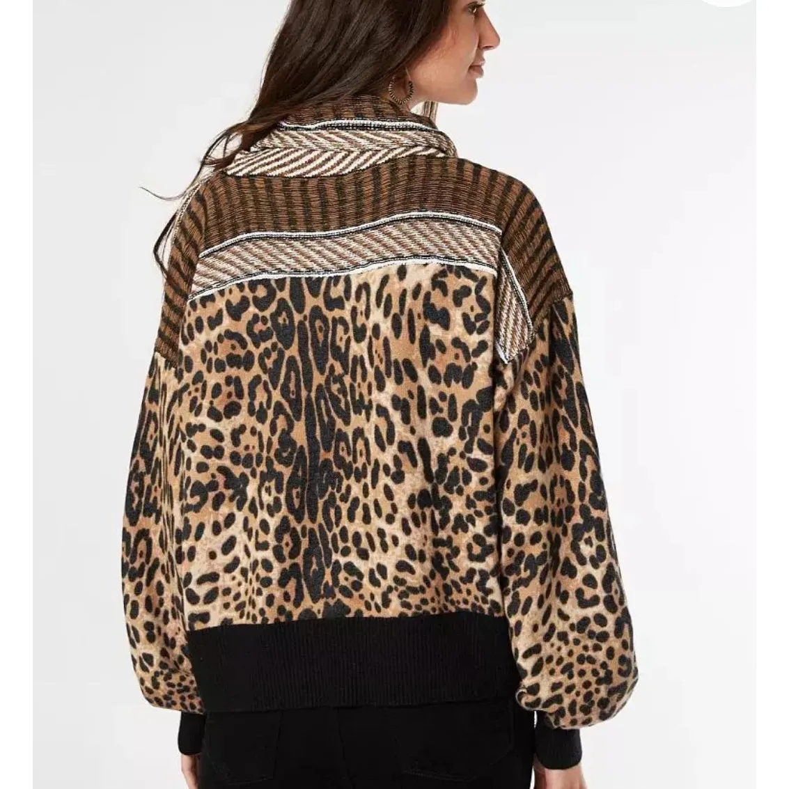 Gimmicks BKE Leopard Print Cowl Neck Dolman Sleeve Top Herringbone Trim XS‎ - Image 2