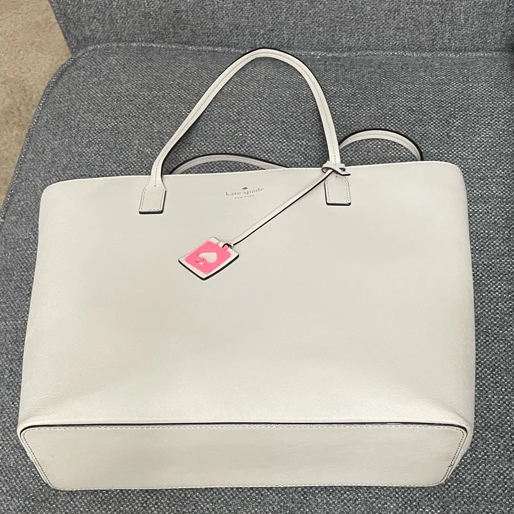 KATE SPADE Large Leather Tote Bag. Bone (Cream/Tan) Color w/Bright Pink Interior - Image 2