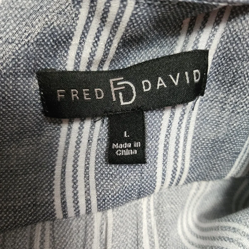 Fred David blue & White striped vneck blouse size large - Image 5