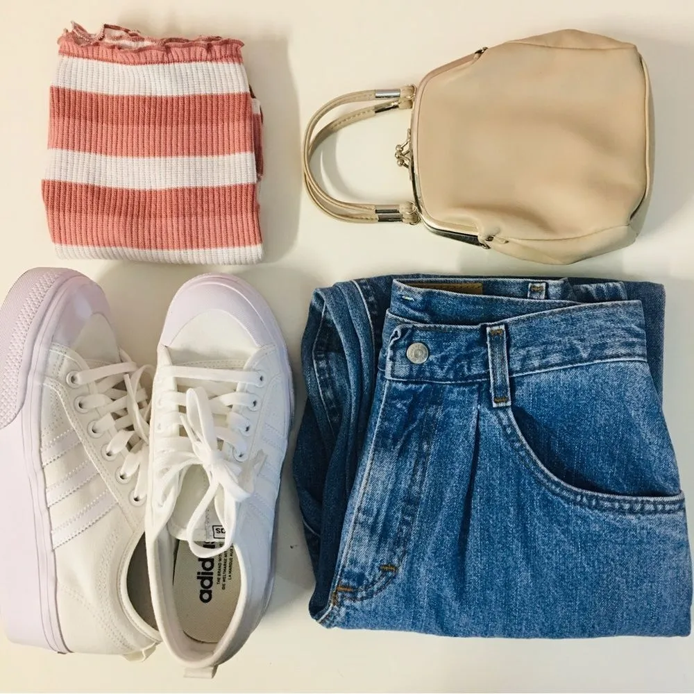 Vintage DeadStock Lee NWT Girls Size 14/26 Light Medium Wash Loose Fit Mom Jeans - Image 10