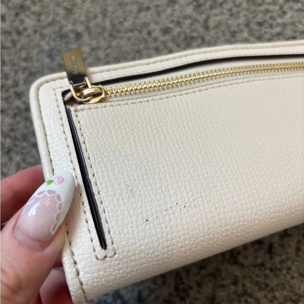 Kate Spade  Pineapple Wallet - Image 3