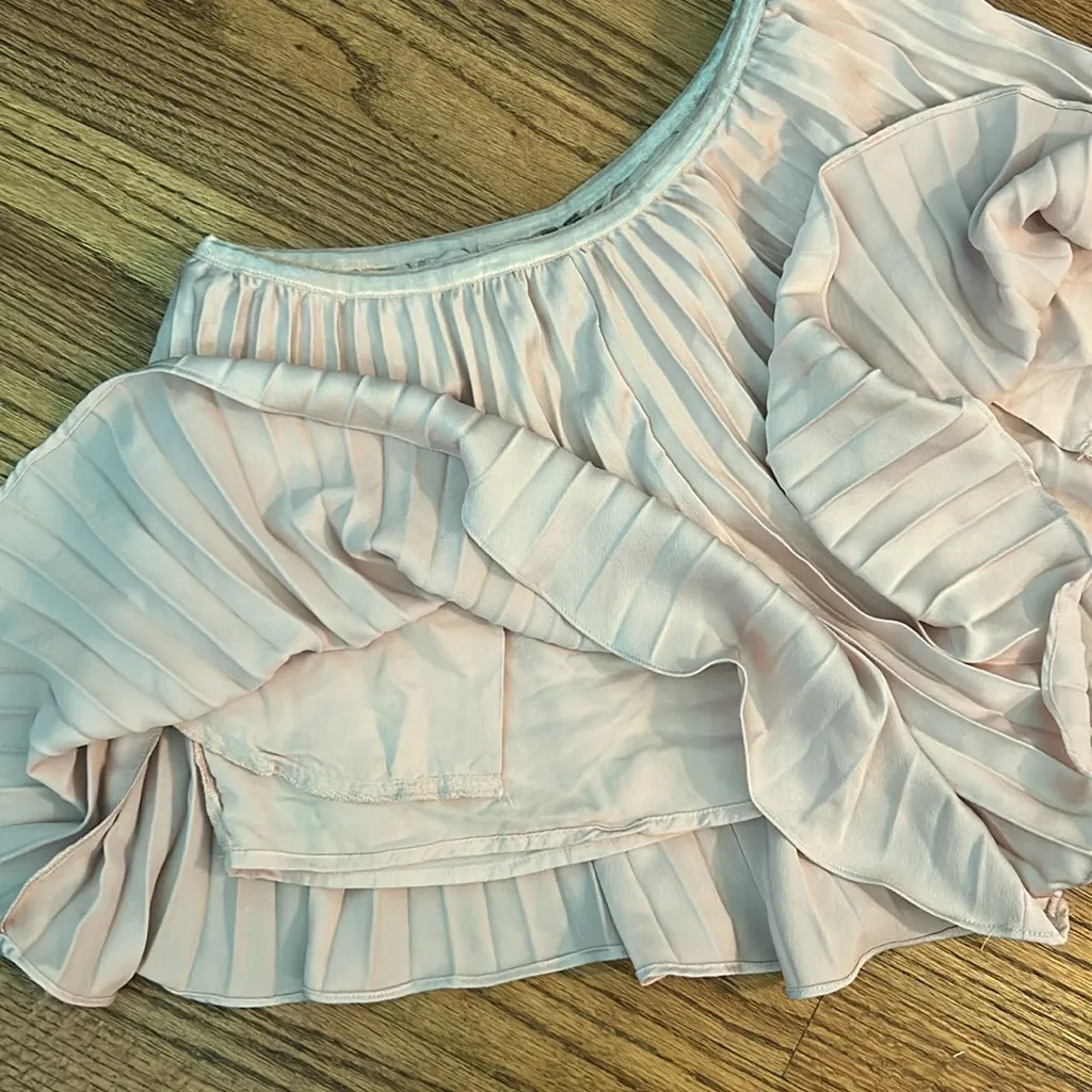 Anthropologie Pink Pleated Shorts - Image 4