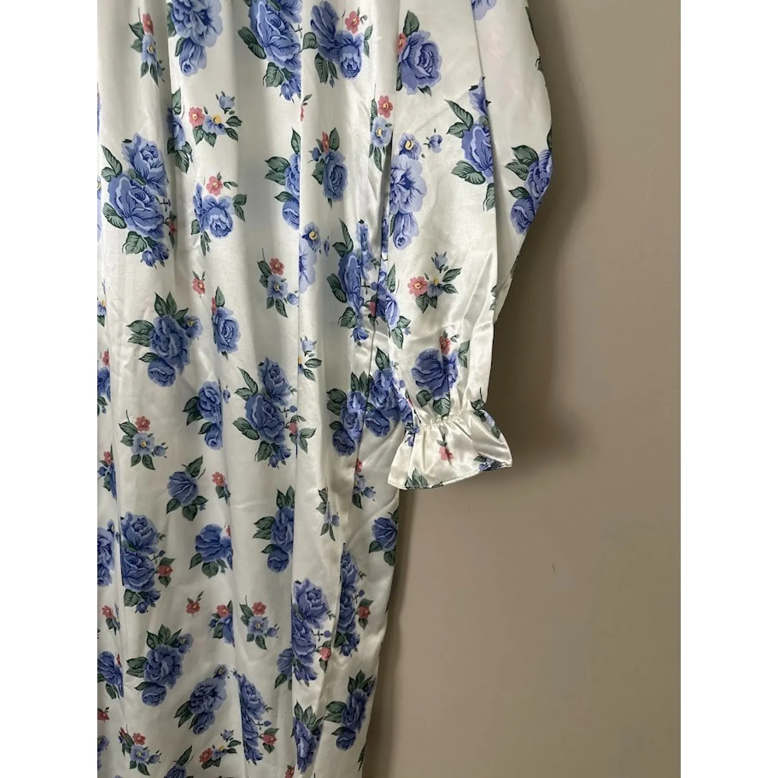 Vintage Sarah Morgan Satin Maxi Nightgown Womens M Cottagecore Floral Granny White Size M - Image 3