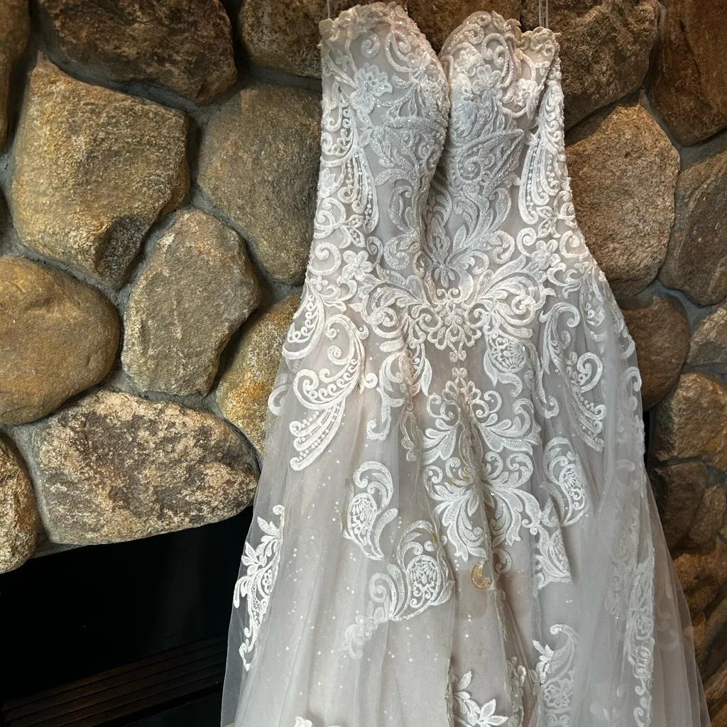 Essence of Australia Bridal Beaded Sequenced Wedding Gown Size 10 White - Image 10