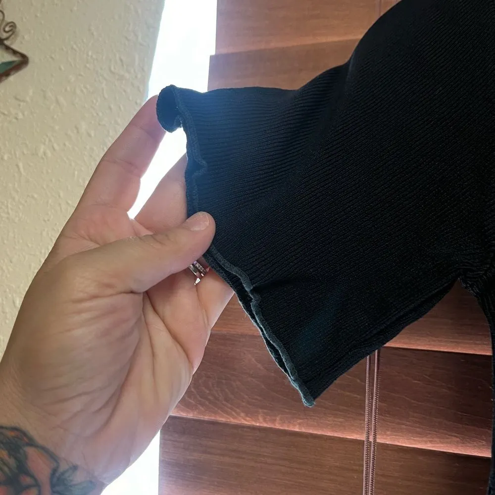 Short-Sleeve V-Neck Ribbed Knit Pullover Size M Drawstring Waist‎ Stretchy Top - Image 3