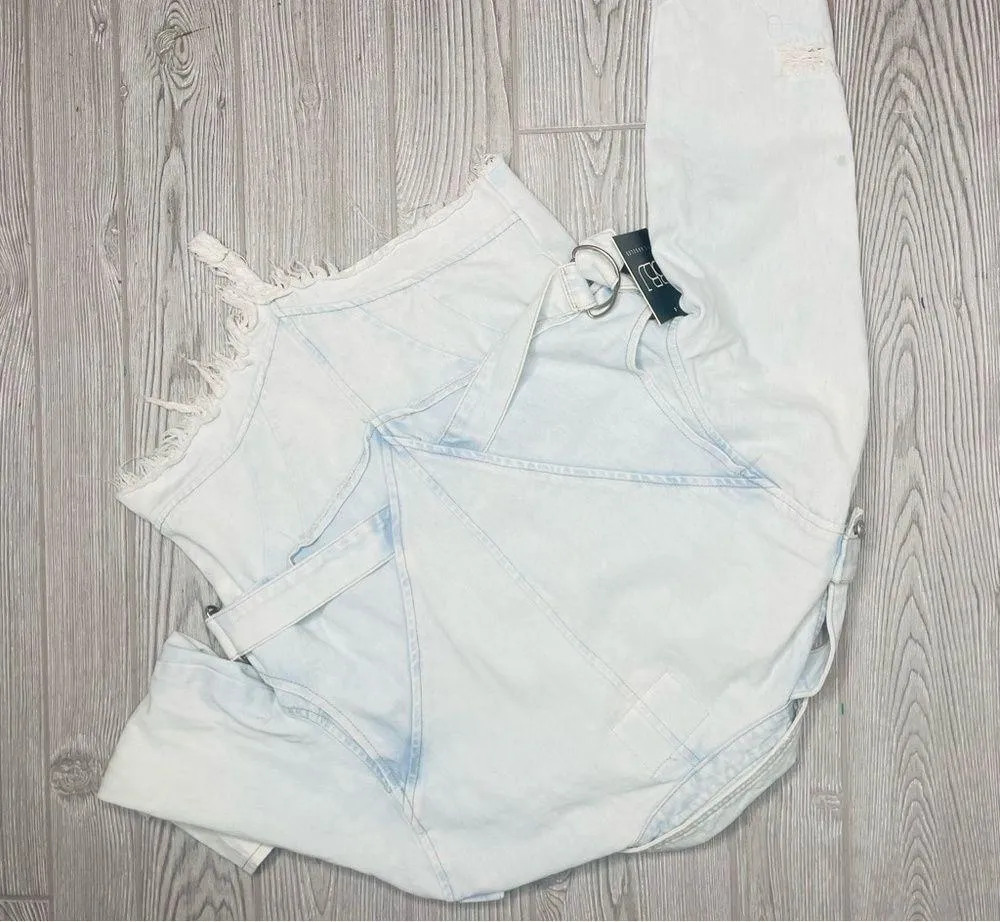 Nwt boom boom jeans denim light wash jacket cropped raw hem style medium unique - Image 5