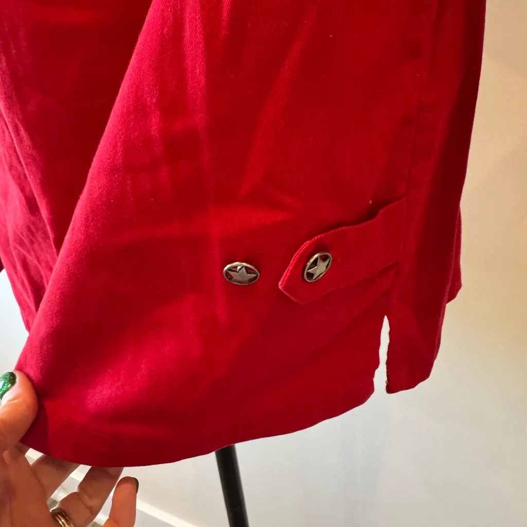 Red Star Patriotic Flag Button Up Woman’s Long Sleeve Collared Top Size Medium - Image 6