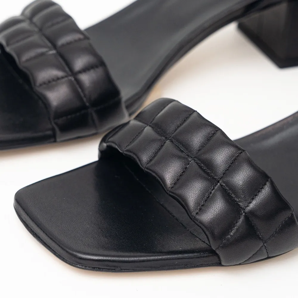 La Canadienne Rover Quilted Puffy Leather Sandal Black Size 9.5 - Image 10
