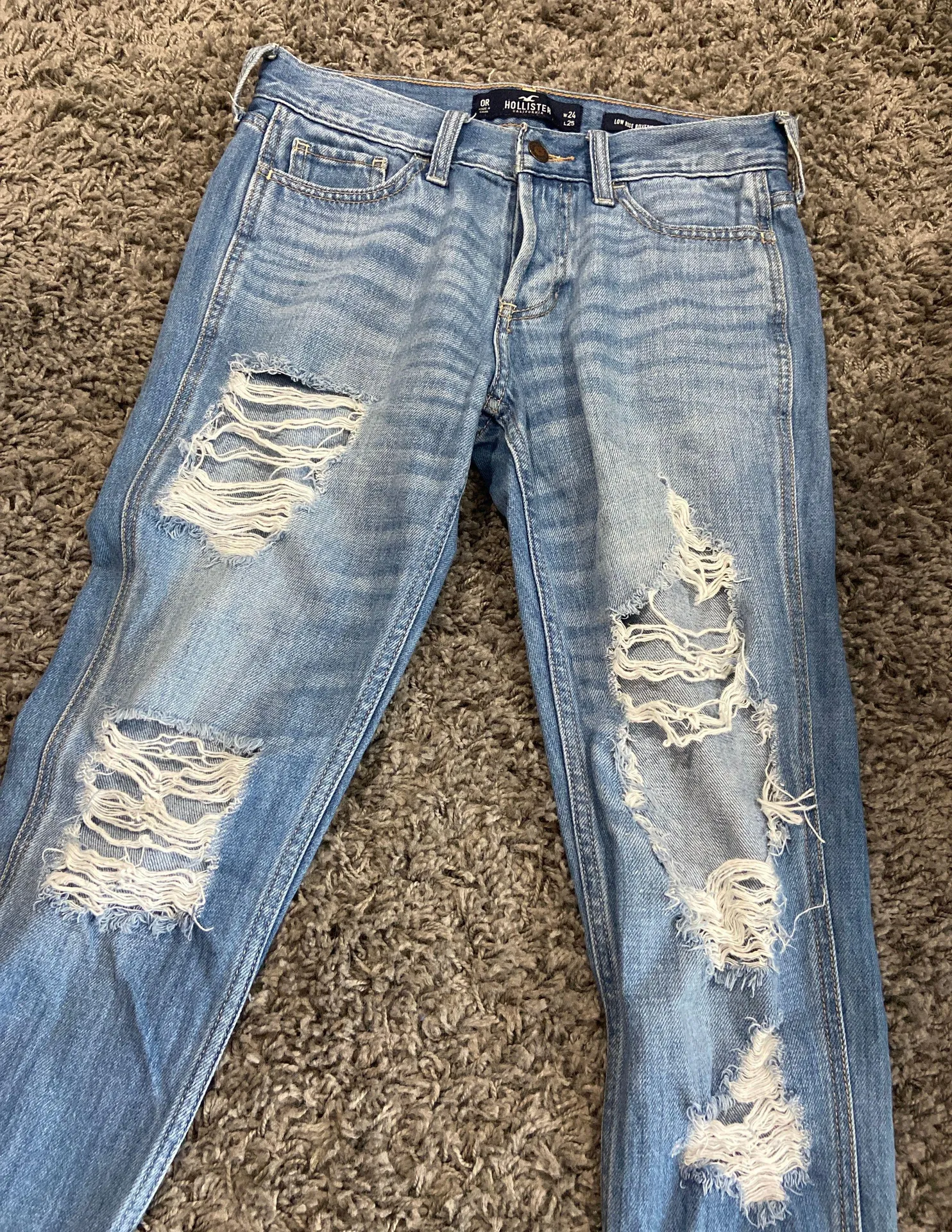 Hollister Mom Jeans - Image 2