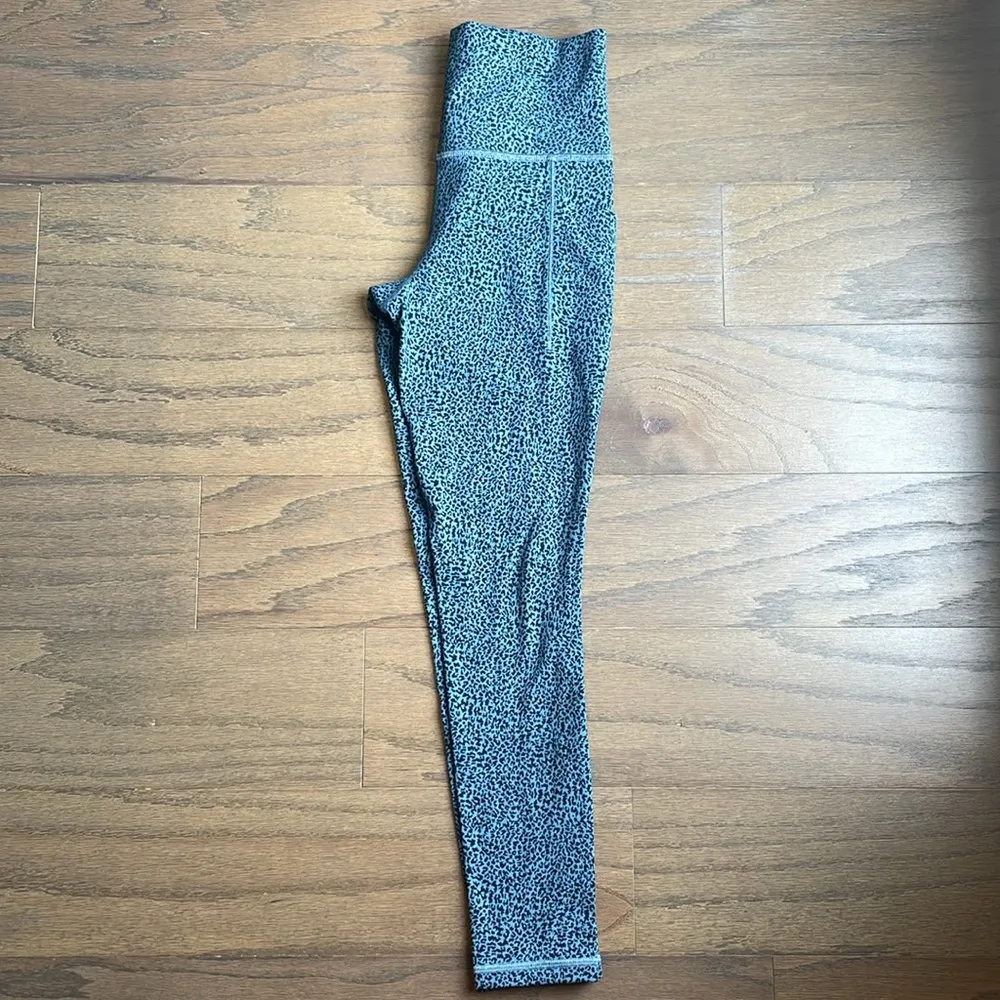 Athleta Blue Salutation Stash Legging - Size XXS - Image 2