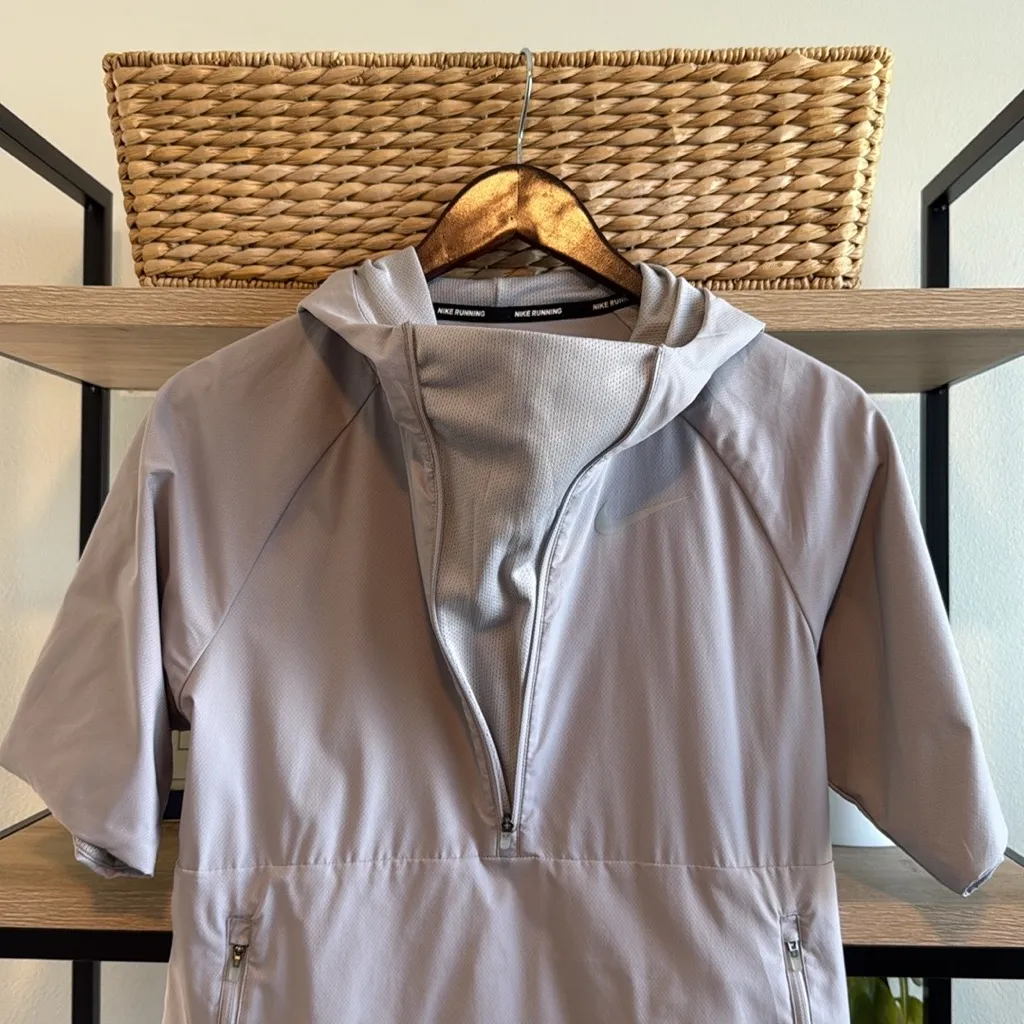 Nike Women's Gray 1/2 Zip Pullover Jacket, S - Image 2