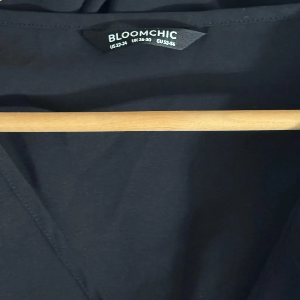 BloomChic Elegant Black Dress Sz 24/26 - Image 14