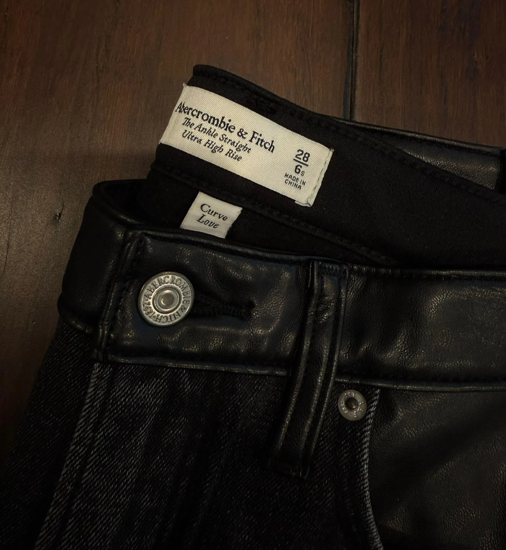 Abercrombie And Fitch Jeans  - Image 4