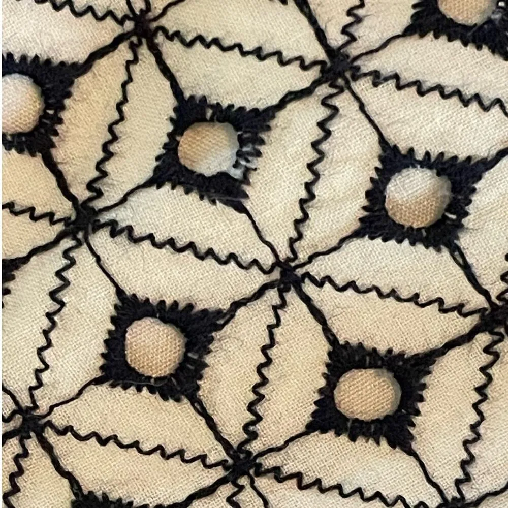 J.Crew Cotton Eyelet Short Shorts size 8 - Image 4