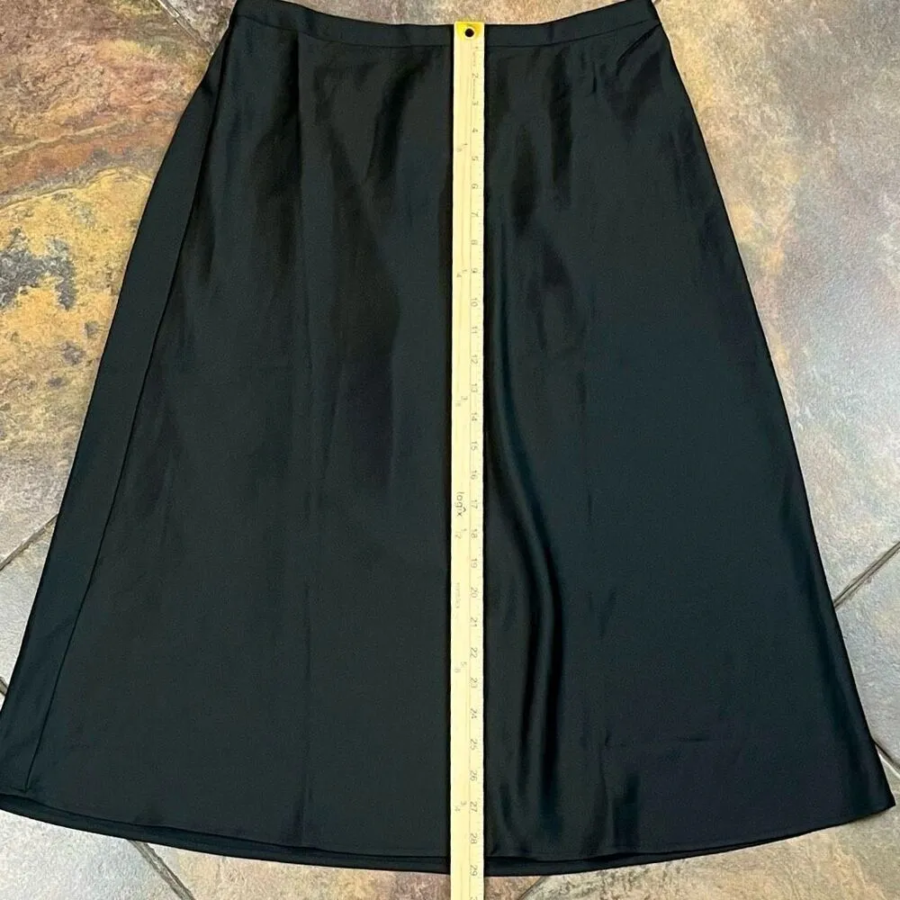 New! NWT J. Crew Women’s Full MIDI Black Skirt Medium - Image 3
