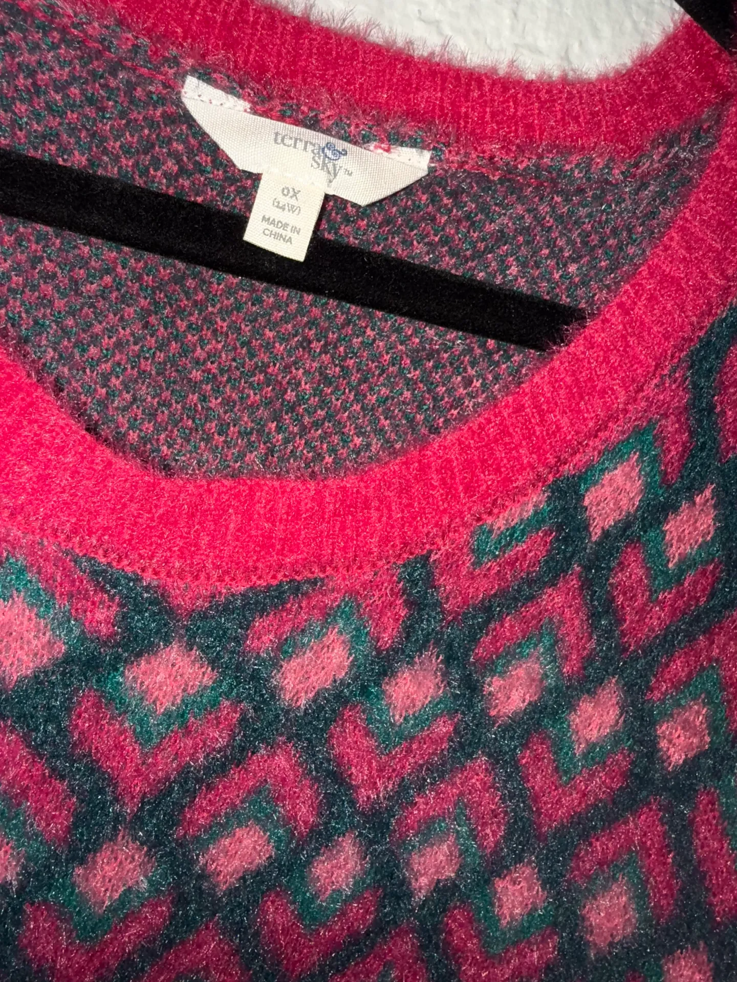 Women’s Sweater 0x ✨ - Image 3