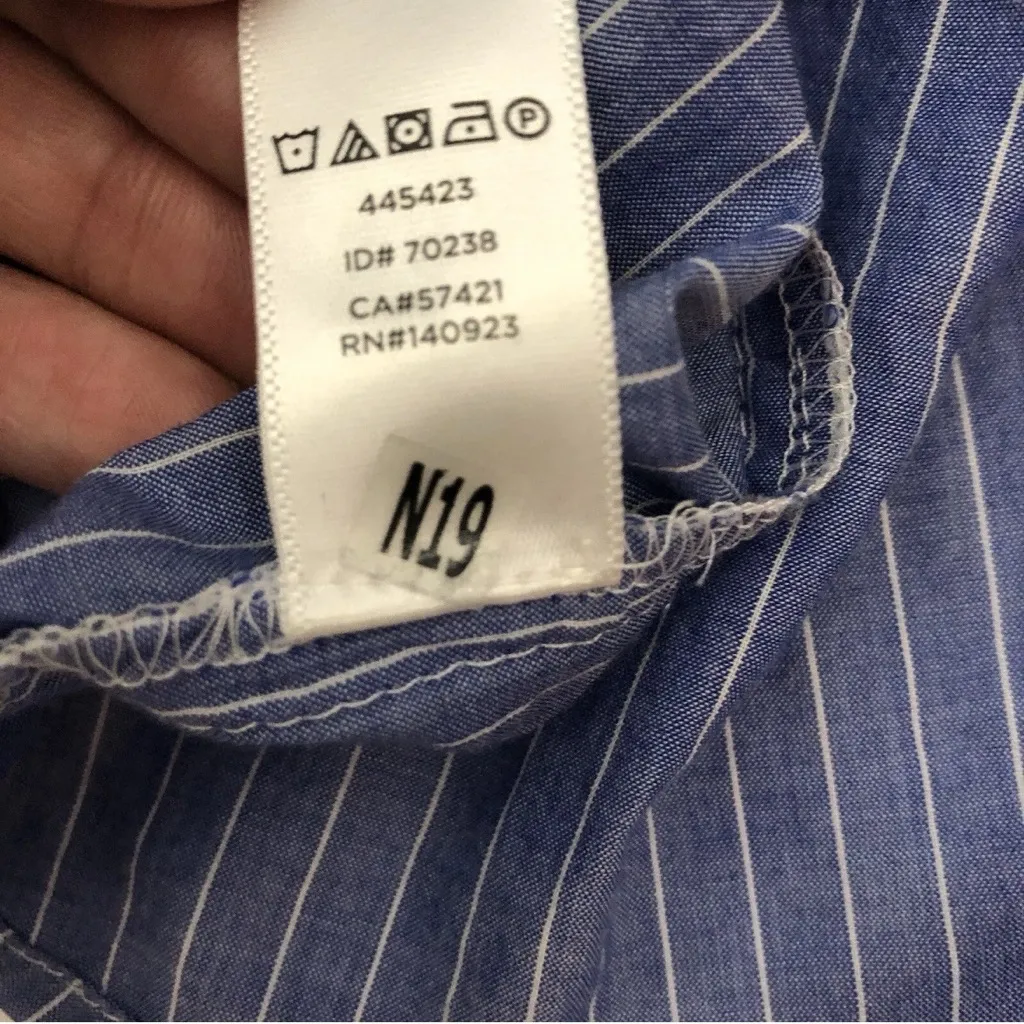 Loft  Blue and white Striped button front floral embroidered shirt small - Image 9