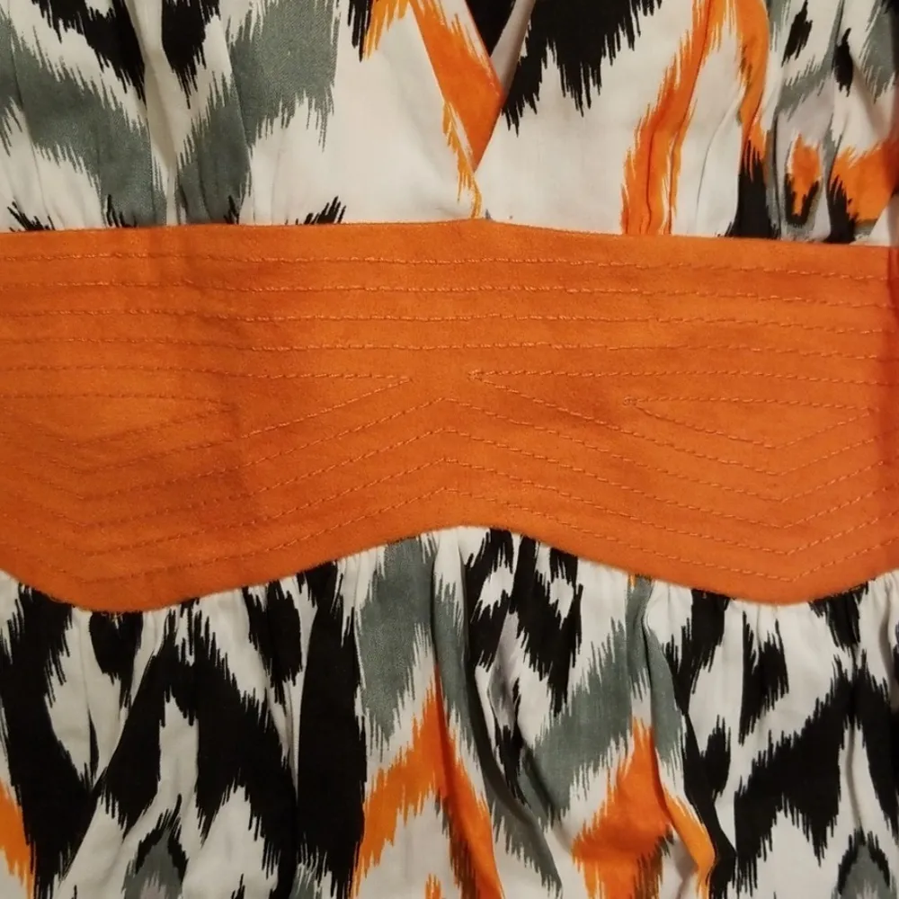 💕BEBE💕 Orange & Black Pattern Mini Dress - Image 2
