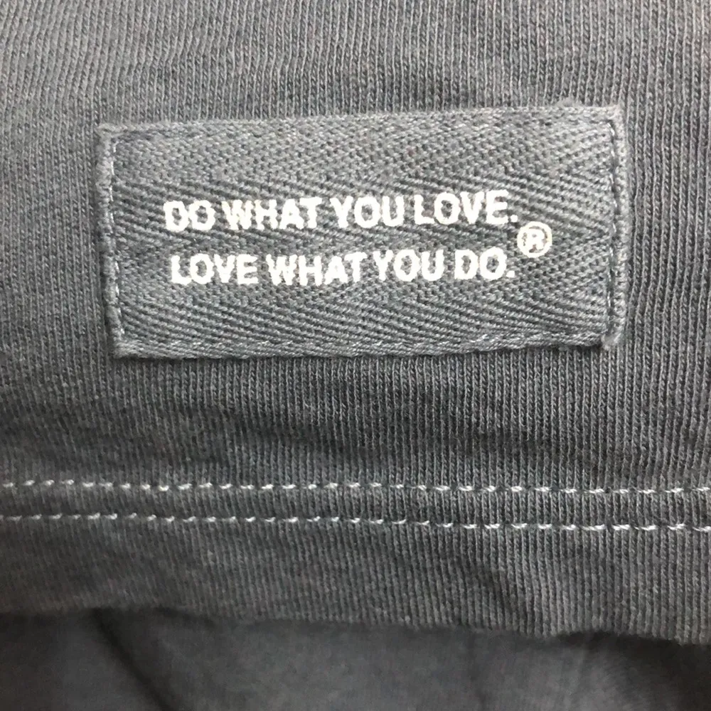 Life Is Good Women's Gnome Country Roads Crusher-LITE Short Sleeve T-Shirt - Image 5