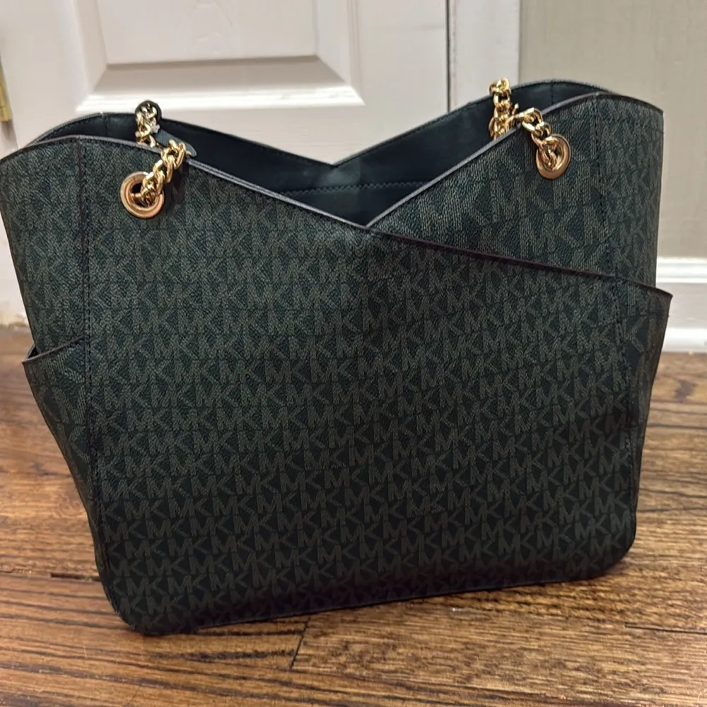 Michael Kors Green Tote Bag - Image 2