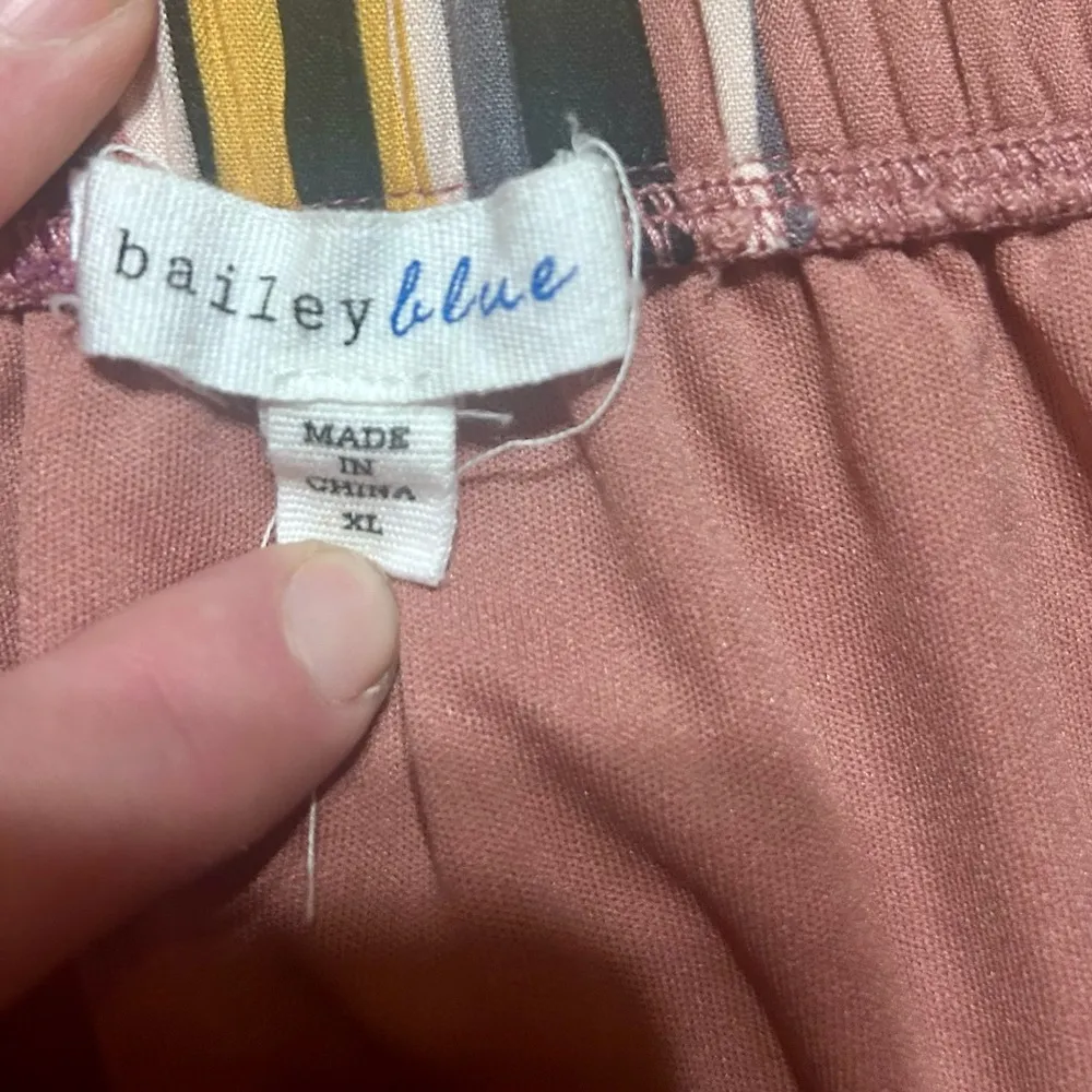 Women’s XL Bailey Blue striped strapless short romper - Image 2