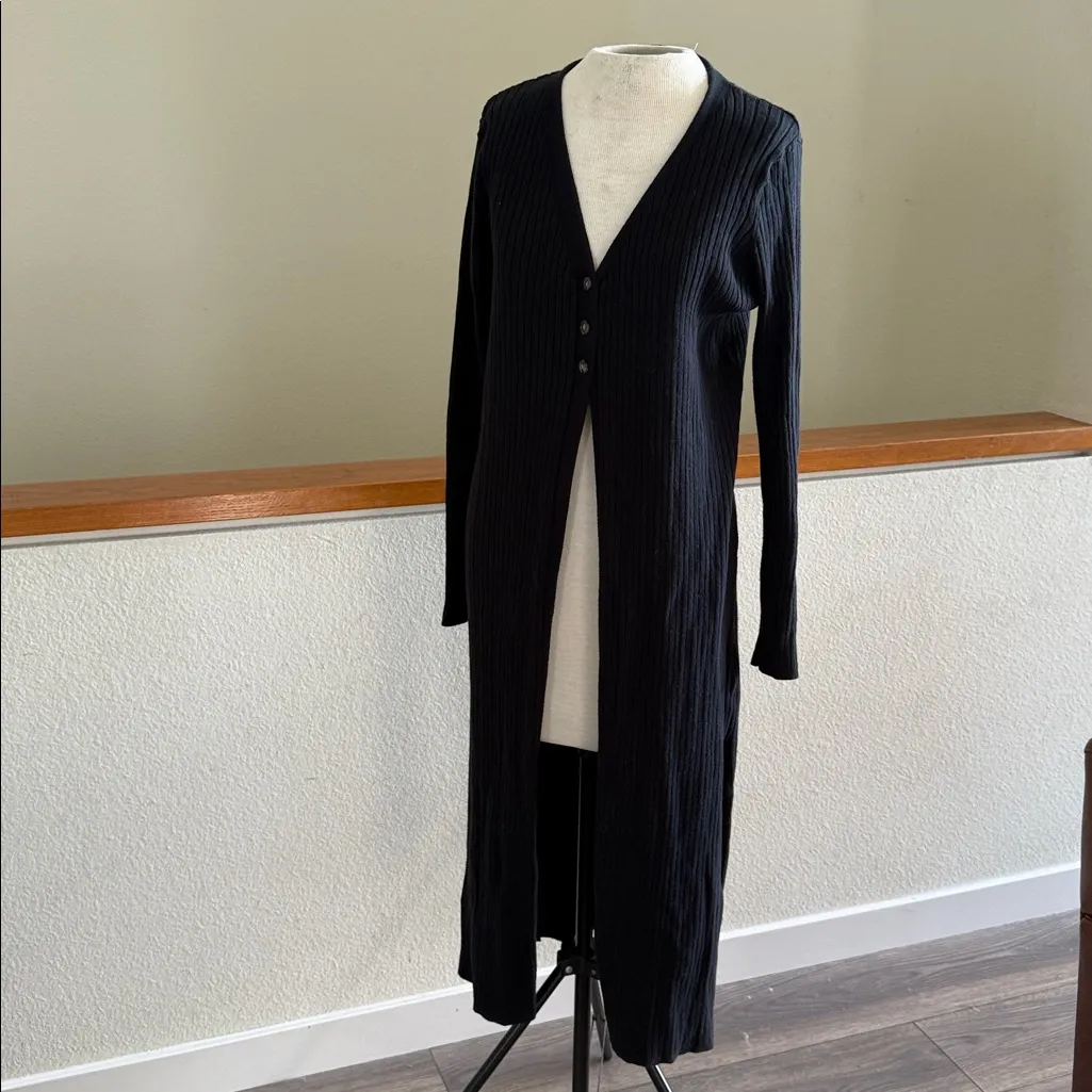 Future Collective Black Sweater duster size medium 3 button closure - Image 5