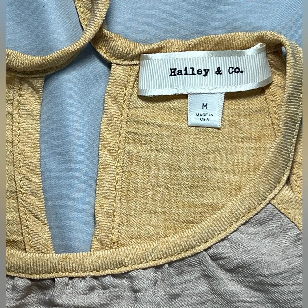 Anthropologie Color Blocked Halter Linen Blend Tie Closure Tan Gold and Navy - Image 3